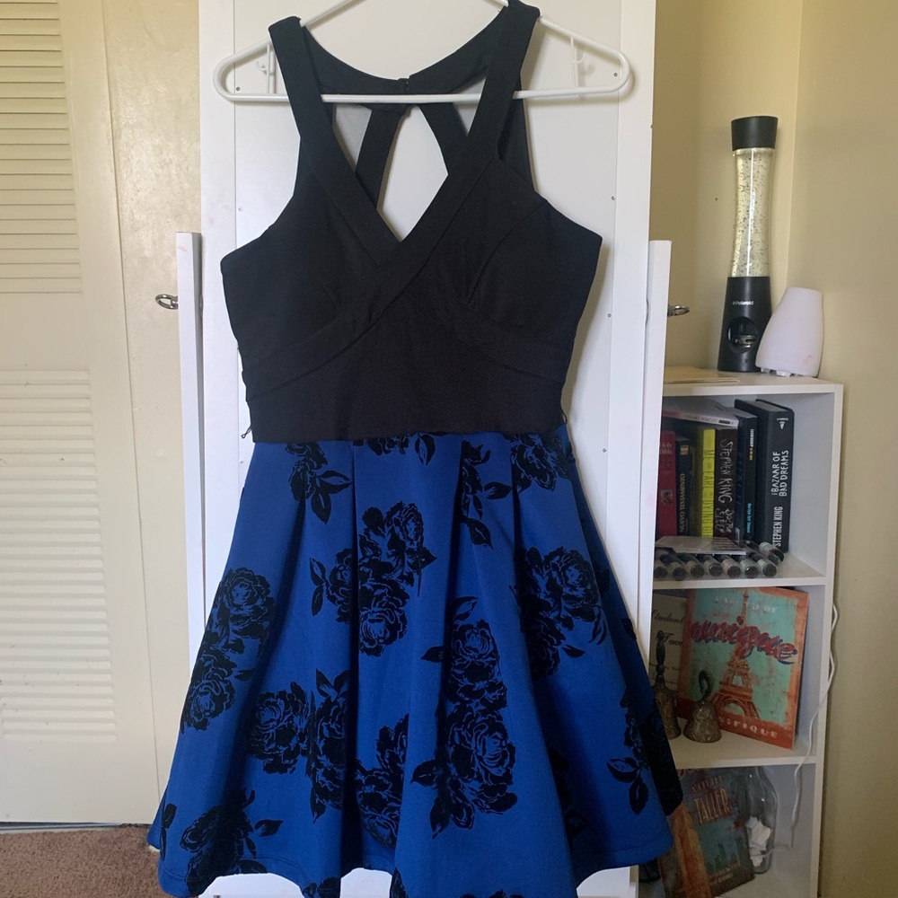 PROM/HOCO blue & black floral dress